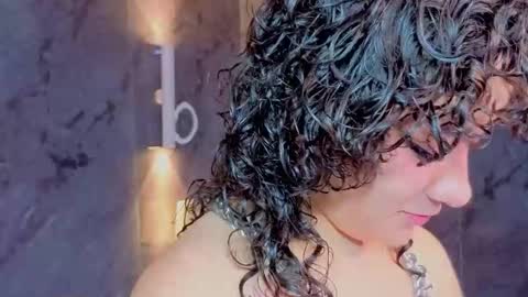 sunny2_b online show from November 2025 01:23:01 PM