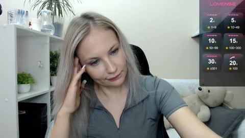 Naomi online show from October 2025 06:56:01 AM