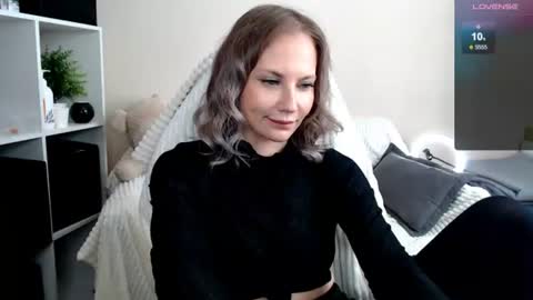 Snapshot of sunny_bunny6 chatting on July 2026 08:14:01 PM Naomi online show from July 2026 08:14:01 PM