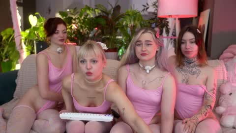 Fia  -  TG -  Mia -  Alice -  online show from March 2026 03:44:02 AM