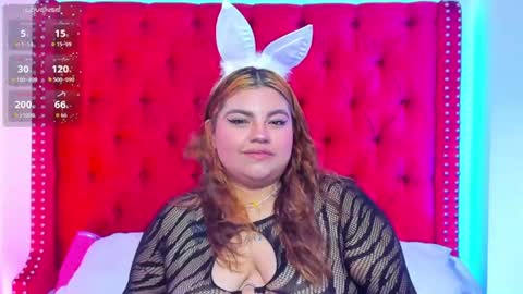 Snapshot of sunnyhoney_ chatting on July 2026 12:09:02 PM Sunny online show from July 2026 12:09:02 PM