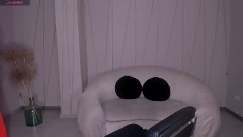 Sunny Rivers online show from October 2025 04:22:01 PM