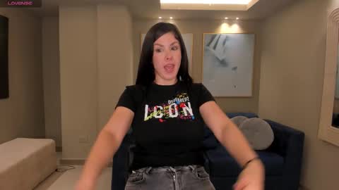 Sunny Rivers online show from February 2026 11:15:02 AM