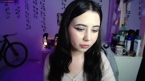 Sunset online show from December 2025 06:08:02 AM