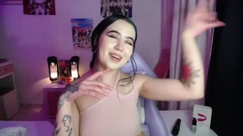 Snapshot of sunset_pienk chatting on July 2026 05:03:02 AM Sunset online show from July 2026 05:03:02 AM