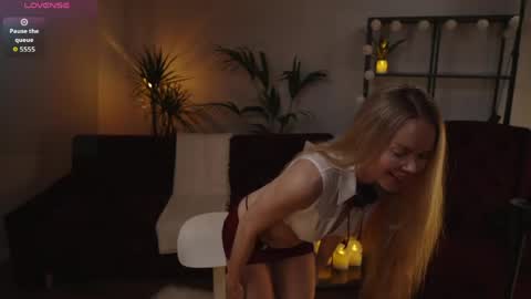 Snapshot of sunshineanna86 chatting on May 2026 09:54:02 PM sunshineanna86 online show from May 2026 09:54:02 PM