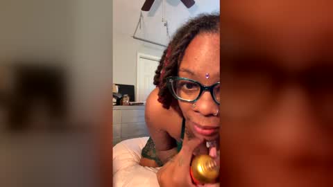 sunshinelove777 online show from June 2026 01:13:01 PM