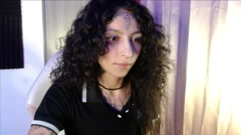Snapshot of sunshinemiracle chatting on May 2026 04:17:01 AM Sun - online show from May 2026 04:17:01 AM