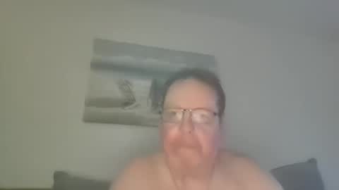 Snapshot of sunspotbaby chatting on May 2026 02:08:02 AM Sunspotbaby online show from May 2026 02:08:02 AM