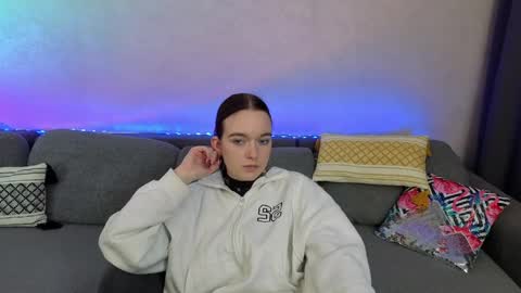 Lilith online show from May 2026 06:43:02 AM