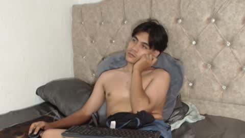 Snapshot of super_cute1 chatting on December 2025 04:45:01 PM super_cute1 online show from December 2025 04:45:01 PM