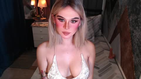 CARMINA online show from April 2026 12:11:02 AM