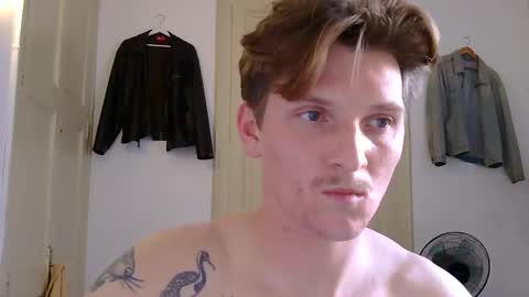 Snapshot of superhardxxxx chatting on November 2025 11:43:02 AM Ctrl My Body online show from November 2025 11:43:02 AM