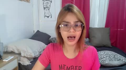 Snapshot of superhotvaleria chatting on September 2025 07:13:02 AM Im val online show from September 2025 07:13:02 AM