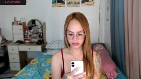 Snapshot of superhotvaleria chatting on June 2026 12:24:02 AM Im val online show from June 2026 12:24:02 AM