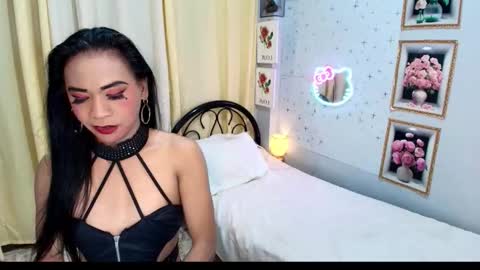 Snapshot of superlatinaasian4u chatting on September 2025 12:25:02 AM URWILD-JASMINE online show from September 2025 12:25:02 AM