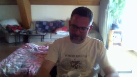 supersquirrel81 online show from April 2026 12:31:01 PM