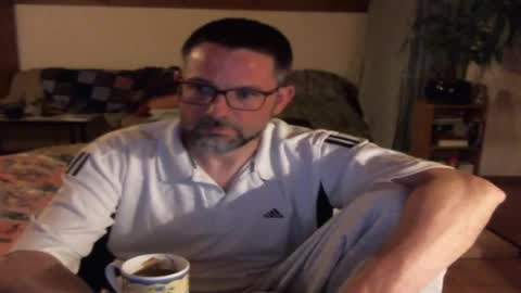 Snapshot of supersquirrel81 chatting on April 2026 02:31:01 AM supersquirrel81 online show from April 2026 02:31:01 AM