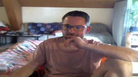 Snapshot of supersquirrel81 chatting on May 2026 04:01:02 PM supersquirrel81 online show from May 2026 04:01:02 PM