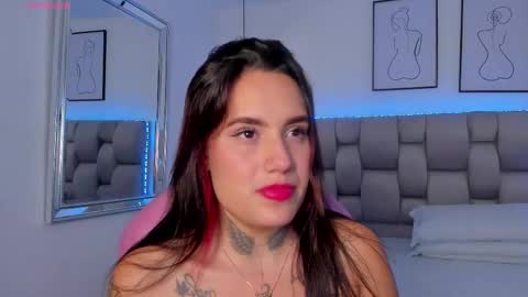 Susan online show from December 2025 09:10:02 PM