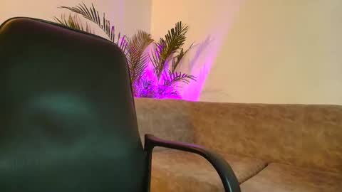 susana online show from November 2025 07:24:01 PM