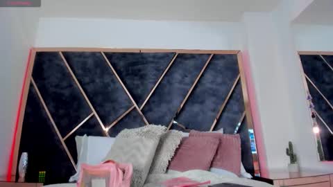 susanahenao online show from January 2026 05:27:02 PM