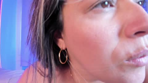 Snapshot of susann_ross chatting on January 2025 04:58:02 PM Susan Everyday From 0530 to 1430 Col Time online show from January 2025 04:58:02 PM