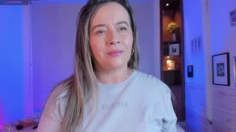 Snapshot of susann_ross chatting on February 2025 12:43:02 PM Susan Everyday From 0530 to 1430 Col Time online show from February 2025 12:43:02 PM