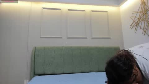 Snapshot of susannewolf_ chatting on October 2025 12:13:02 PM Amelia online show from October 2025 12:13:02 PM