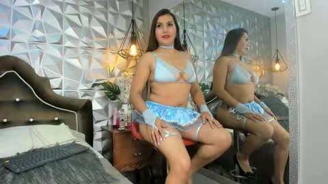 susanslim online show from December 2025 07:55:01 PM