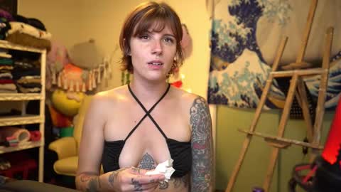   online show from November 2025 07:58:01 PM