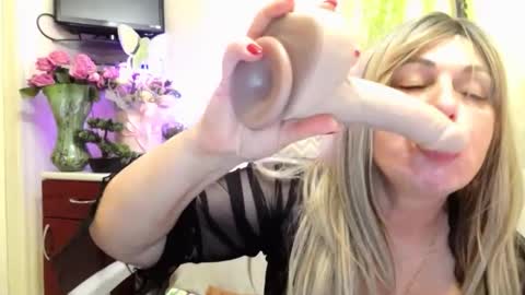 SusieNoreen online show from May 2026 04:41:02 AM