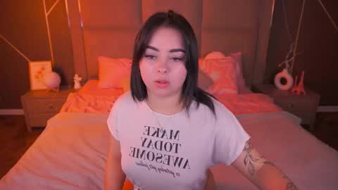 Susie online show from February 2026 10:19:01 PM