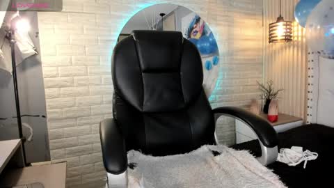 Snapshot of sussy__stone chatting on June 2026 03:29:02 PM online show from June 2026 03:29:02 PM