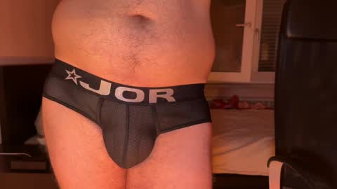 sutlac90 online show from December 2024 07:27:02 PM