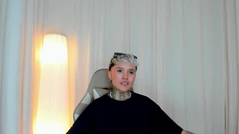 suzu_wolf online show from October 2025 05:19:02 AM