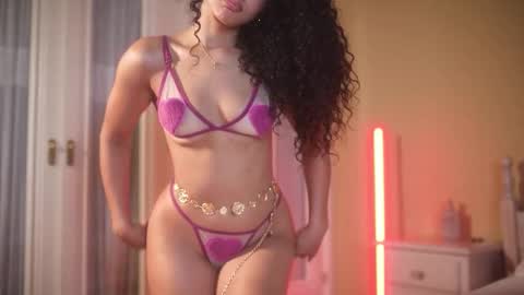 suzysuza online show from September 2025 03:14:01 PM