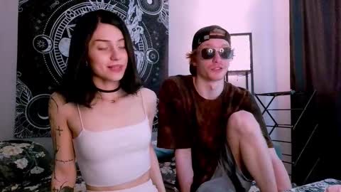 sweaties3 online show from October 2025 09:49:01 AM