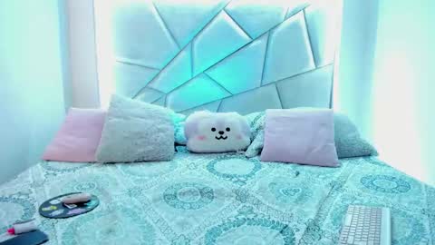 Nikki model independent online show from January 2026 09:50:02 PM