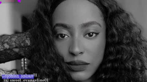 Snapshot of sweer_oshun chatting on May 2026 03:19:02 PM Evangeline online show from May 2026 03:19:02 PM