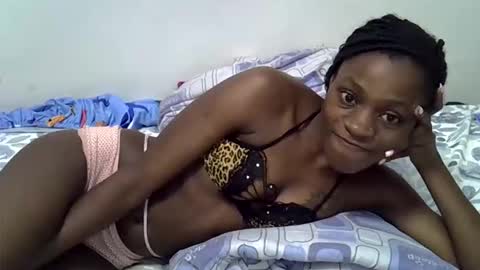 Snapshot of sweest_caster chatting on April 2026 05:17:01 PM Sweetest doll online show from April 2026 05:17:01 PM