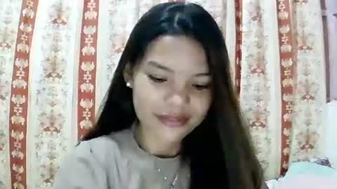 Snapshot of sweet01pinay chatting on May 2026 02:22:02 PM sweet01pinay online show from May 2026 02:22:02 PM