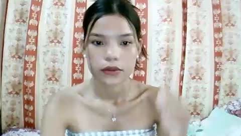 Snapshot of sweet01pinay chatting on May 2026 08:31:01 AM sweet01pinay online show from May 2026 08:31:01 AM