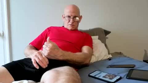 Zeppelin man online show from April 2026 06:58:01 PM