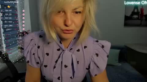 Snapshot of sweet___margaret chatting on March 2025 11:27:01 AM Margaret online show from March 2025 11:27:01 AM