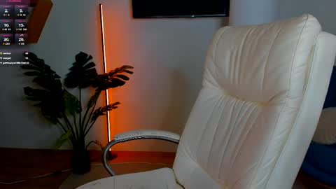 Sweet  Amily online show from November 2025 01:33:02 PM