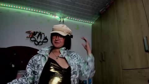 sweet__suck69bitch online show from January 2025 06:58:02 AM