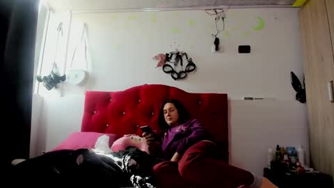 sweet__suck69bitch online show from January 2025 08:27:01 PM