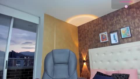 Vanessa online show from March 2026 11:23:01 PM