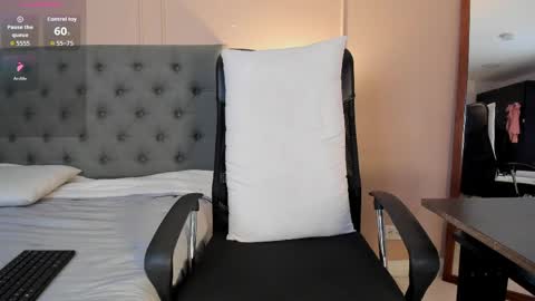 alessandre online show from April 2026 08:24:02 PM